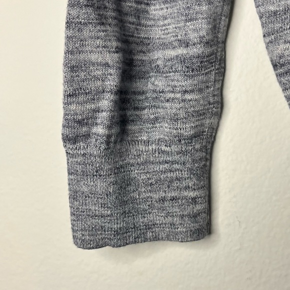 NWT Express Mens Crew Neck Striped Knit Sweater Top Grey Navy Blue - Picture 7 of 11